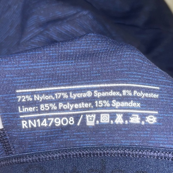 Outdoor Voices TechSweat™ Crop Top / Move Free Crop Top - Navy Blue - Picture 4 of 5